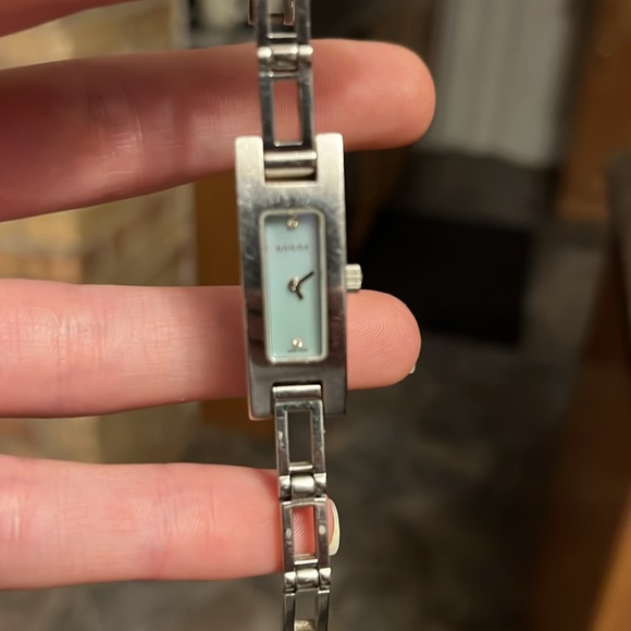 Gucci 3900L watch with light blue face - Picture 6 of 6